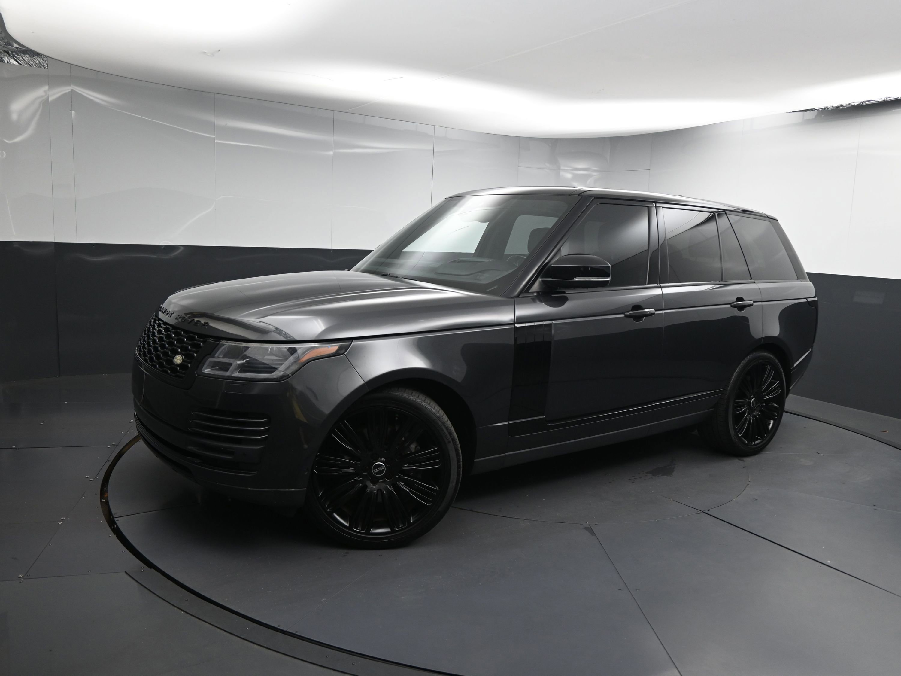 Used 2018 Land Rover Range Rover HSE