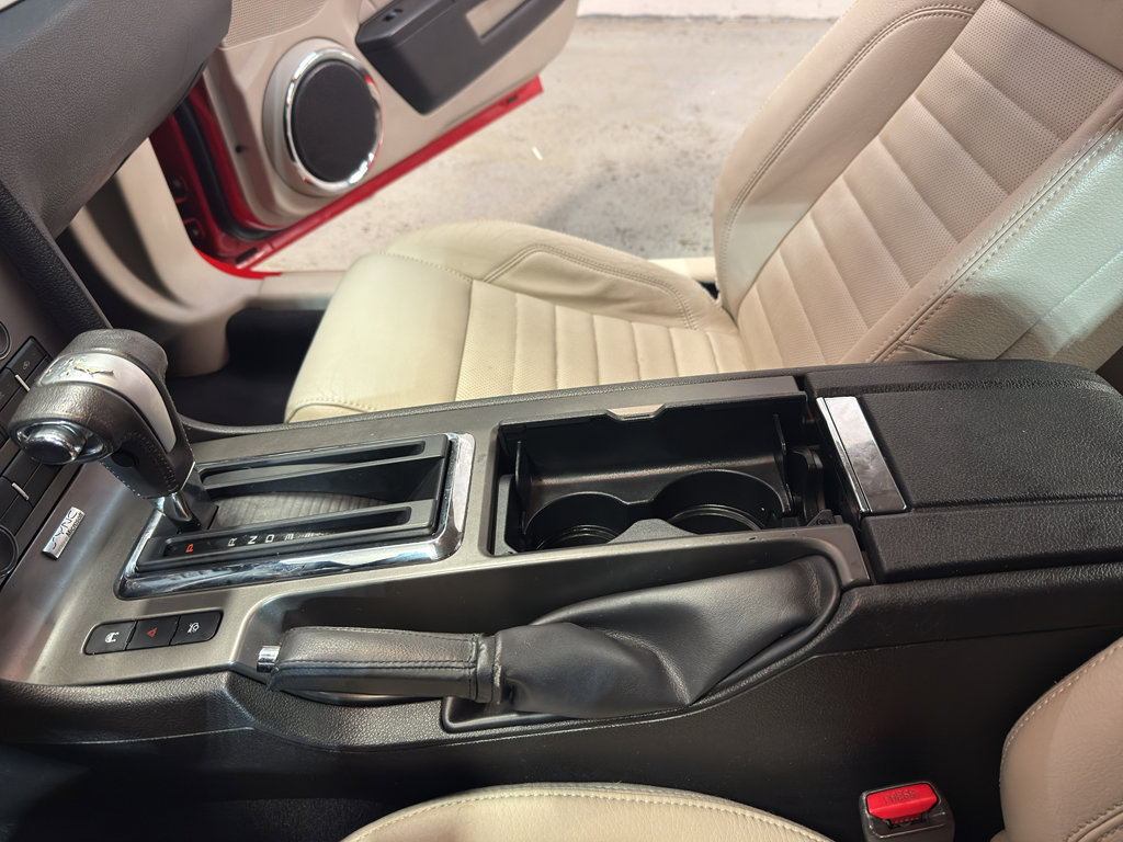 Used 2010 Ford Mustang Premium image 19