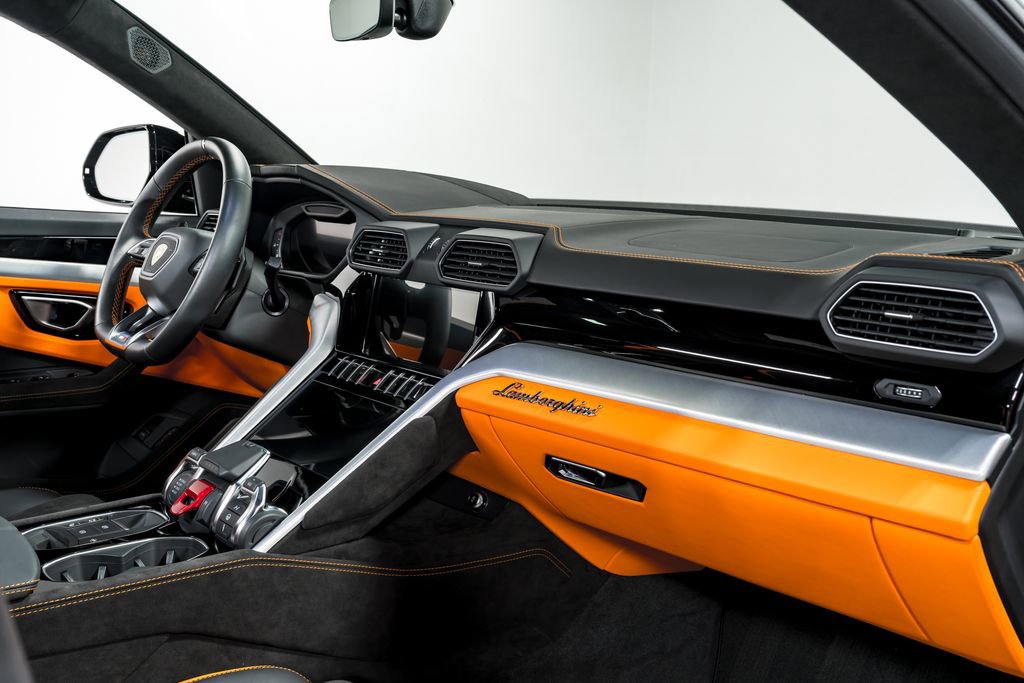 Used 2023 Lamborghini Urus S AWD/4WD image 39