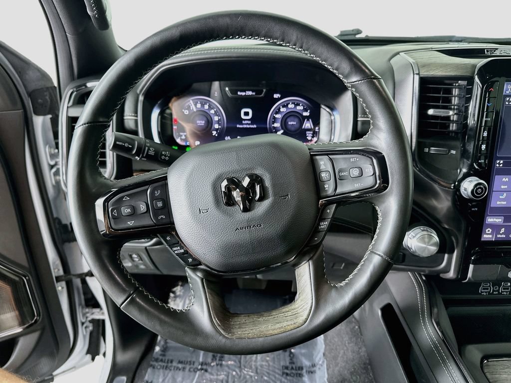 Used 2025 RAM 1500 Limited w/ Body Color Bumper Group AWD/4WD image 12