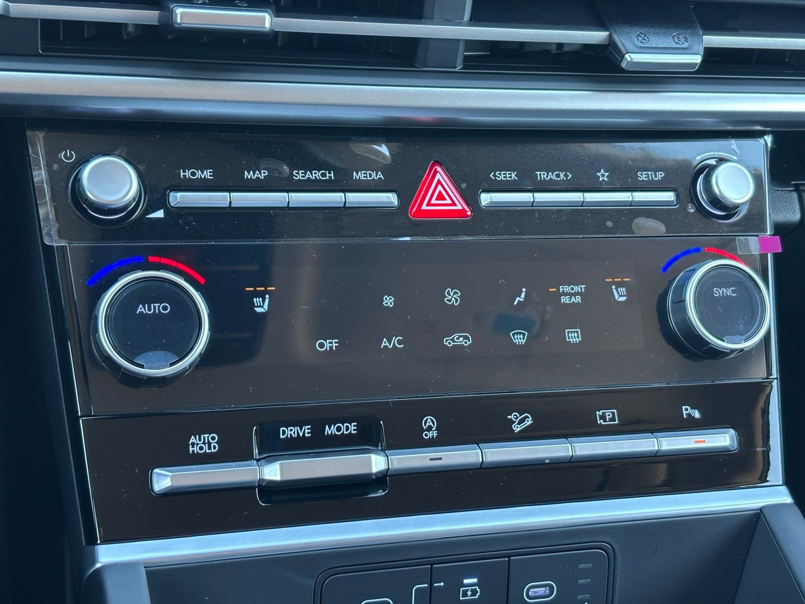 New 2026 Hyundai Santa Fe SEL FWD image 23
