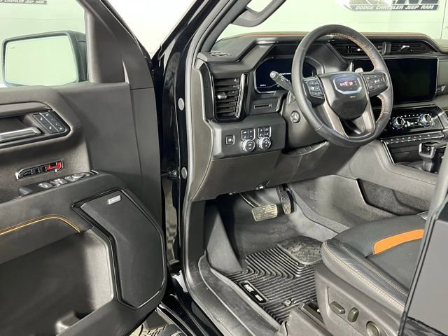 Used 2024 GMC Sierra 1500 AT4 w/ AT4 Preferred Package AWD/4WD image 24