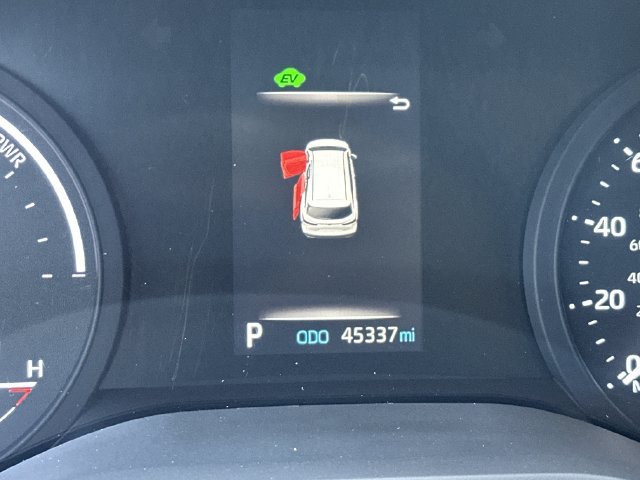 Certified 2023 Toyota Sienna LE FWD image 15