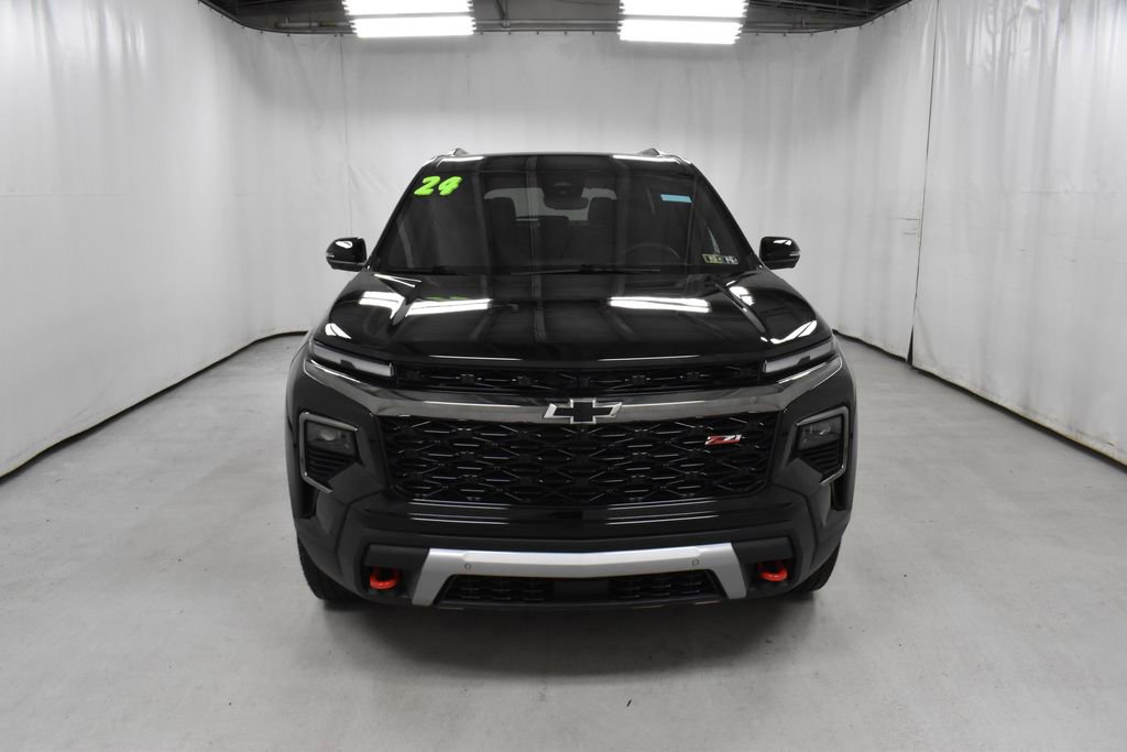 Used 2024 Chevrolet Traverse Z71 w/ Enhanced Driving Package image 4