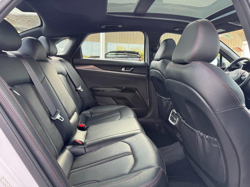 Used 2022 Kia K5 GT w/ GT1 Package FWD image 11