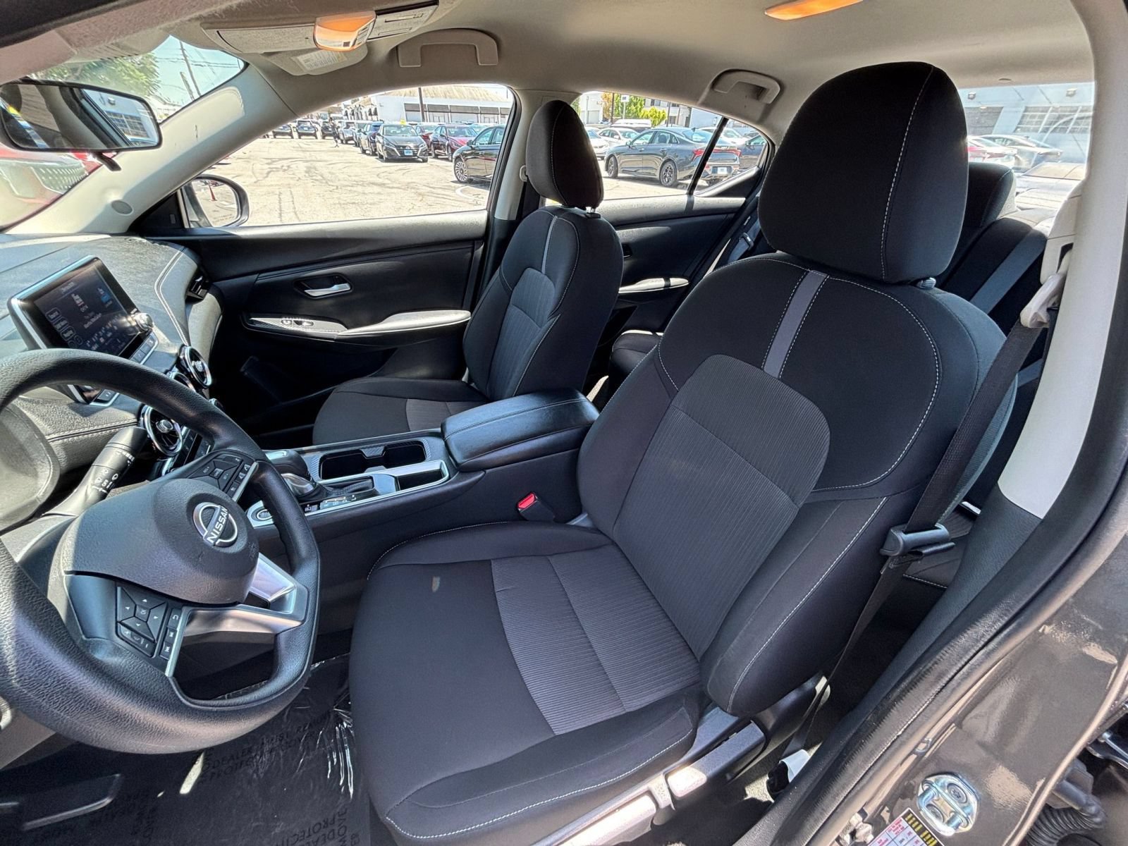 Used 2025 Nissan Sentra SV FWD image 27