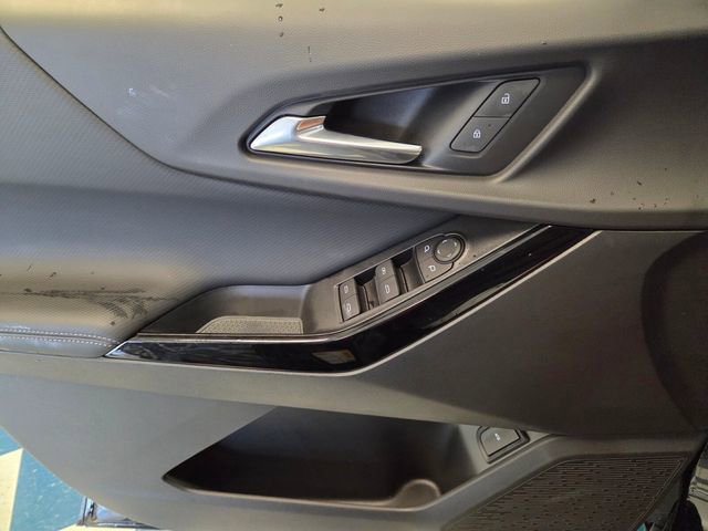 Used 2025 Chevrolet Equinox LT w/ Convenience Package II FWD image 22