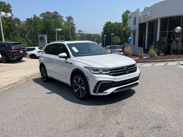 Used 2022 Volkswagen Tiguan SEL R-Line image 1