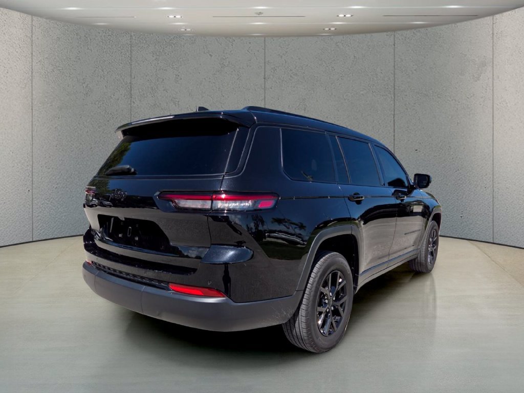 Certified 2024 Jeep Grand Cherokee L Altitude AWD/4WD image 5