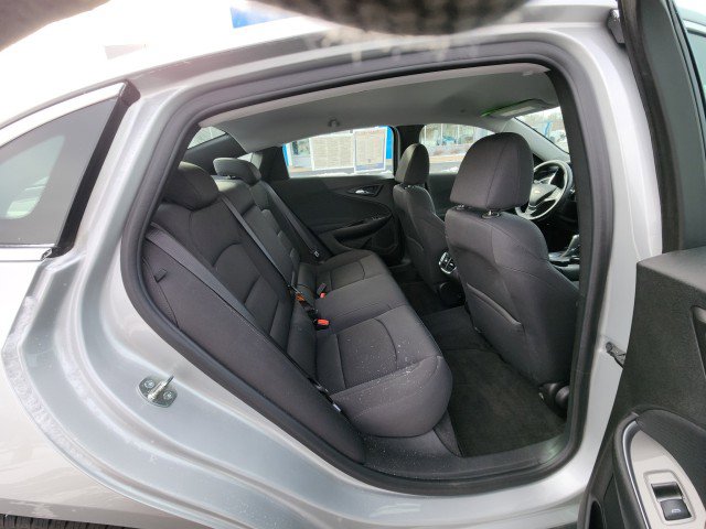 Used 2016 Chevrolet Malibu LT w/ Driver Confidence Package image 16