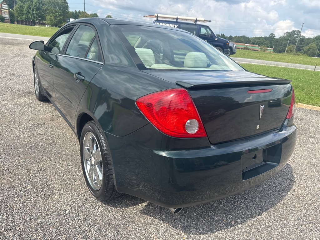 Used 2006 Pontiac G6 GT w/ Premium Value Package 2 FWD image 8