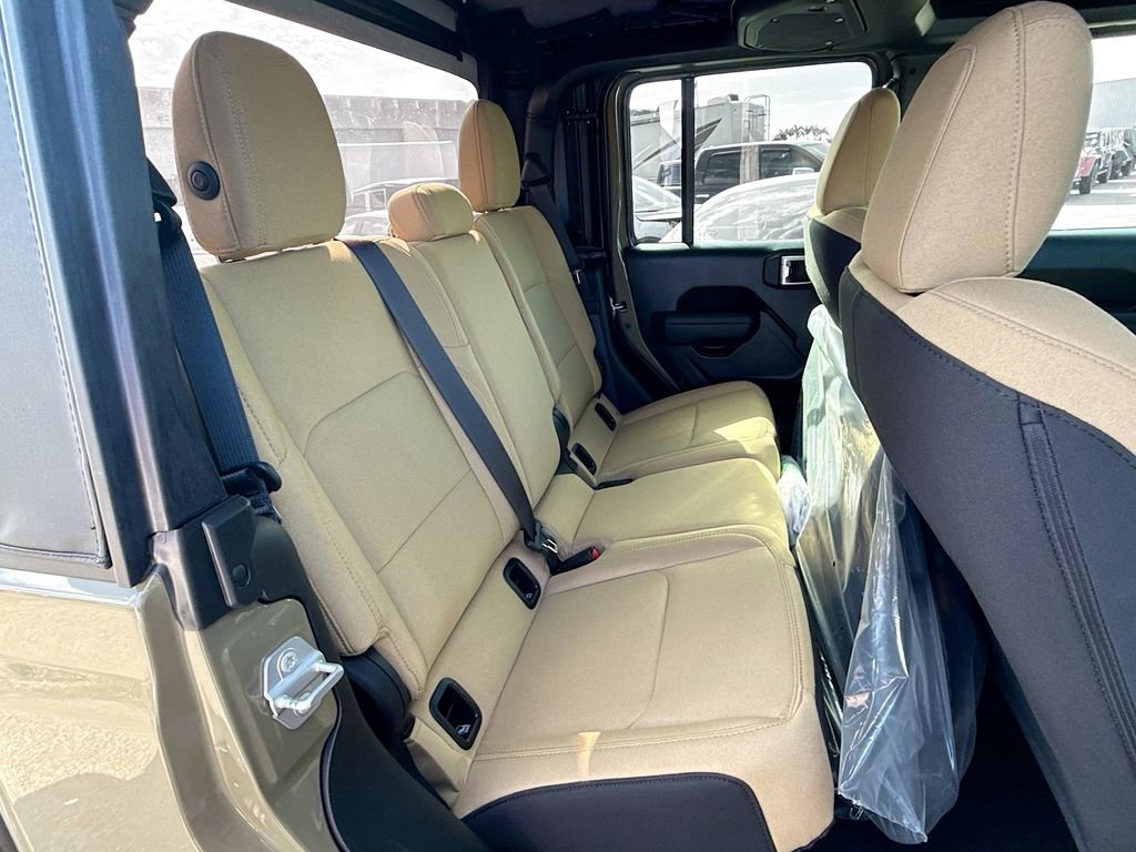 New 2026 Jeep Gladiator Willys AWD/4WD image 30
