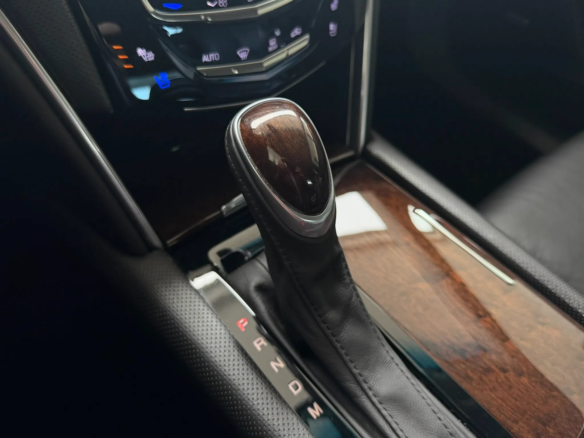 Used 2017 Cadillac XTS Luxury FWD image 18