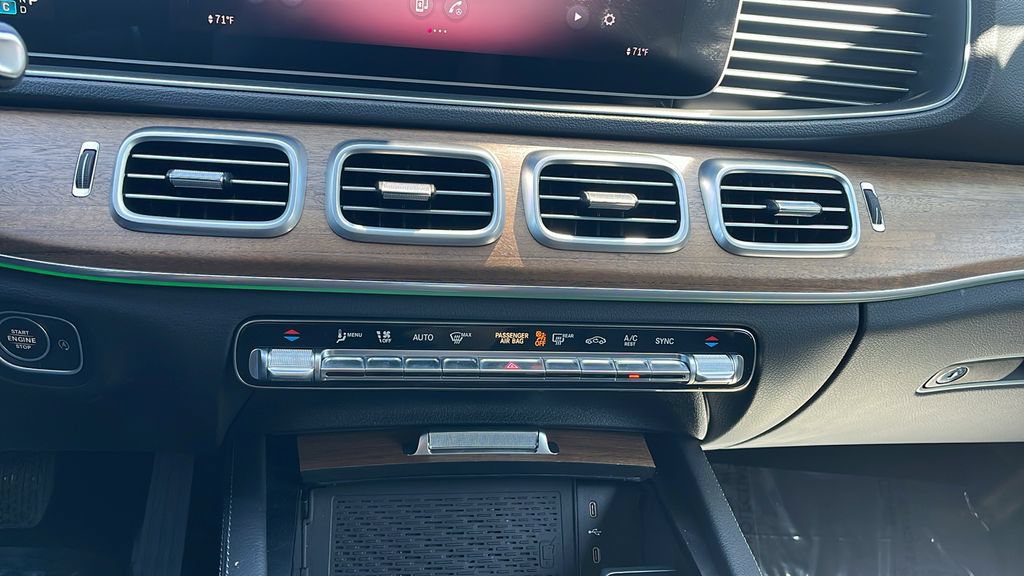 Used 2025 Mercedes-Benz GLE 450 4MATIC image 19