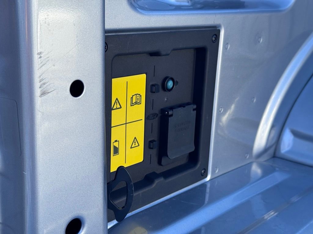 Used 2023 Ford F150 Lightning XLT image 42