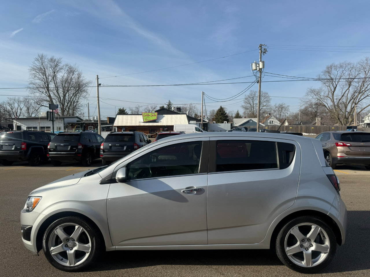 Used 2015 Chevrolet Sonic LTZ image 2