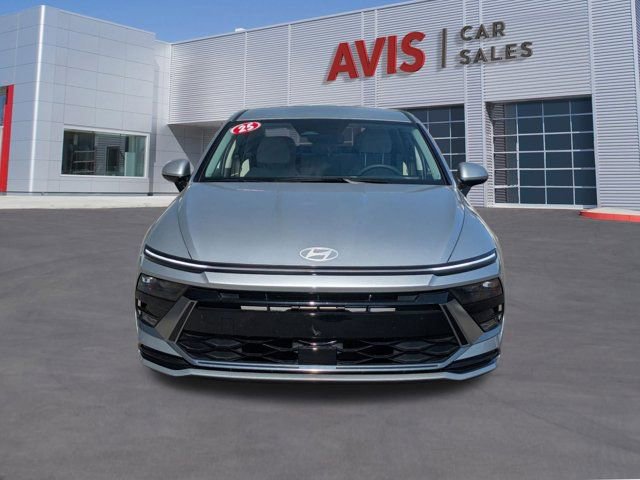 Used 2025 Hyundai Sonata SEL image 2
