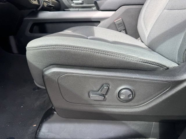 Used 2024 RAM 1500 Big Horn AWD/4WD image 17
