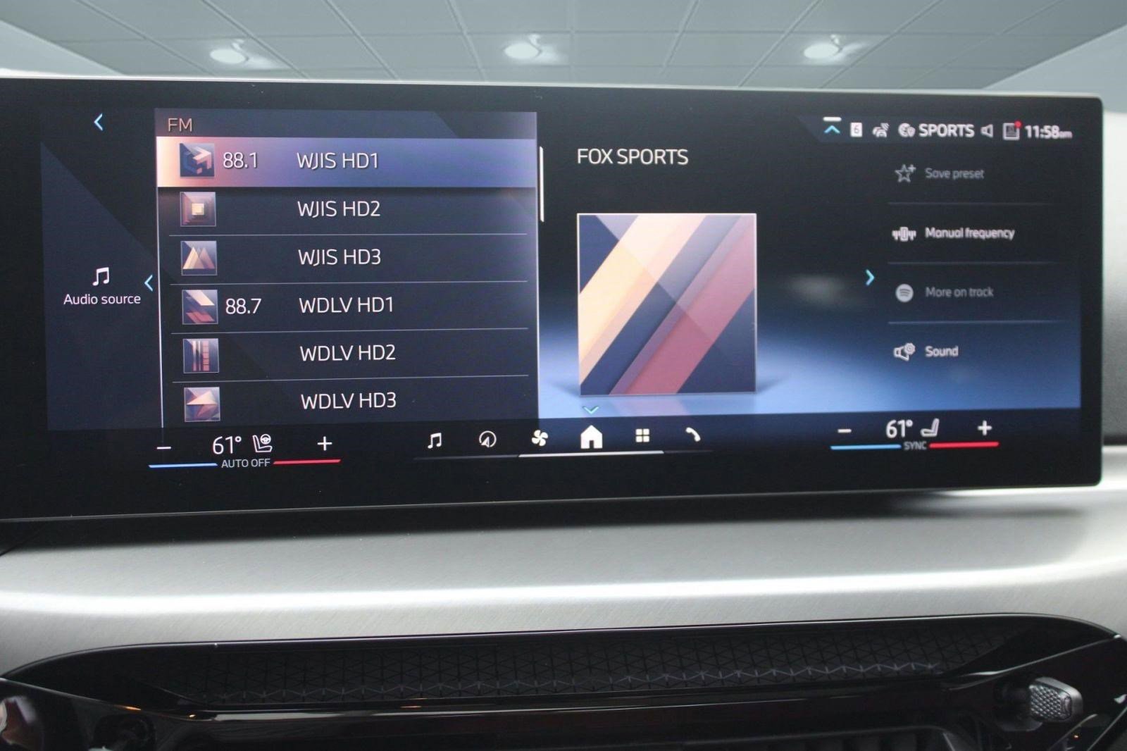 Used 2026 BMW 230i Coupe w/ Premium Package image 24