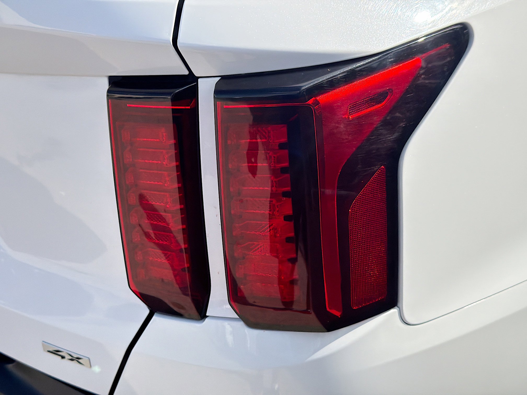 Used 2023 Kia Sorento LX image 27