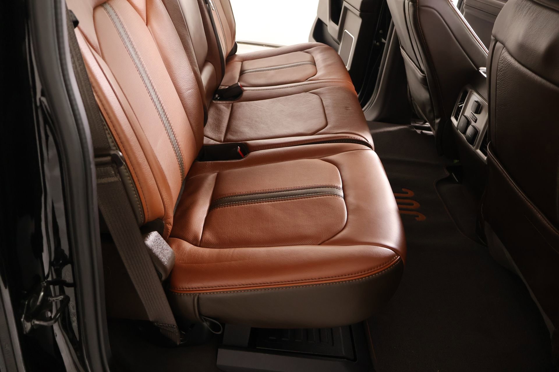 Used 2022 Ford F350 King Ranch w/ King Ranch Ultimate Package image 15