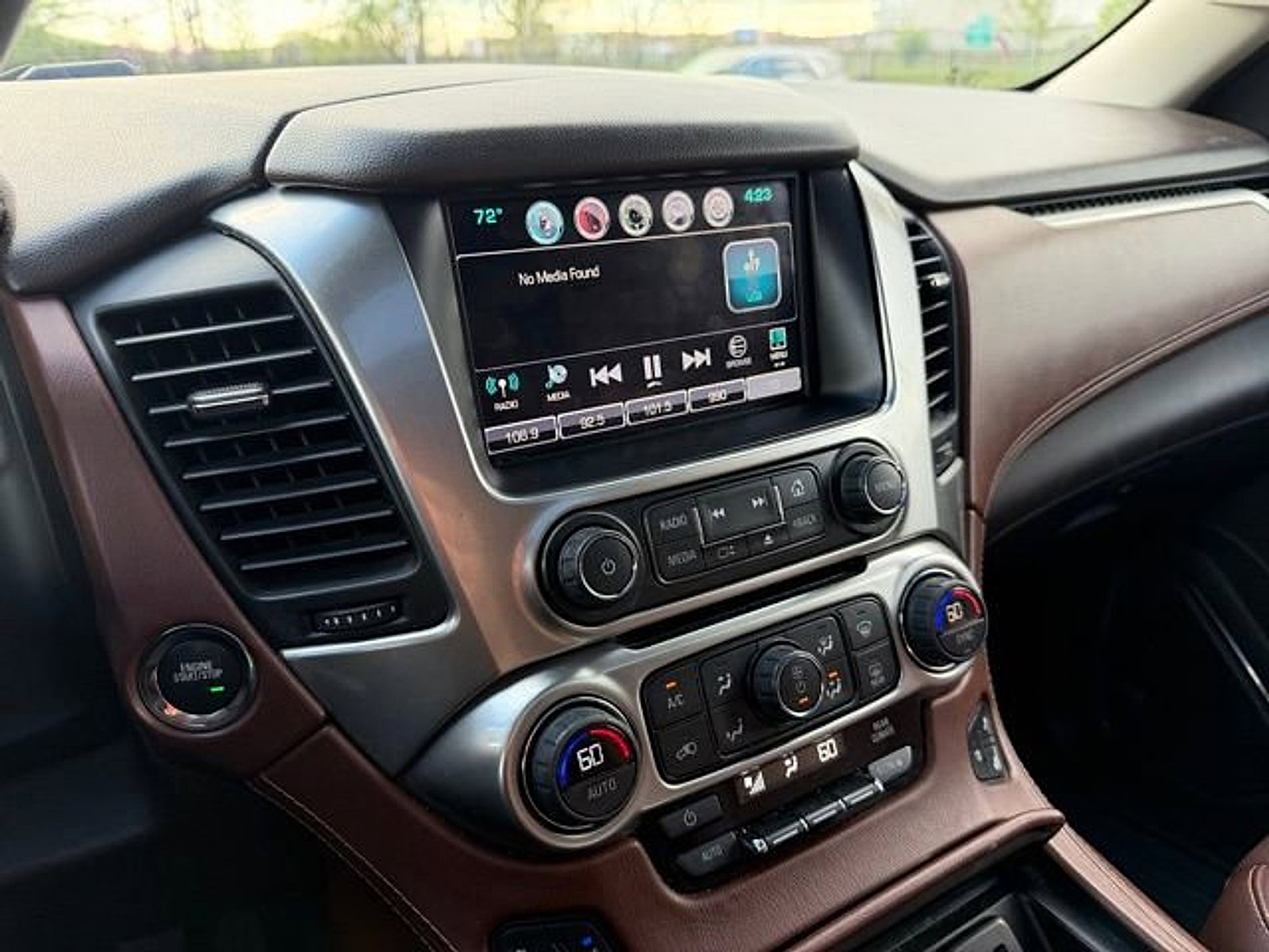 Used 2016 Chevrolet Suburban LTZ AWD/4WD image 20