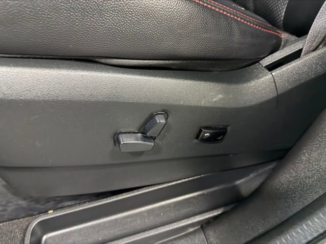 Used 2017 Dodge Grand Caravan GT FWD image 21