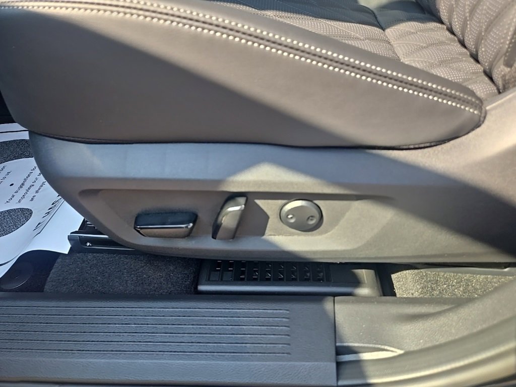 New 2026 Nissan Rogue Platinum w/ Platinum Premium Package image 10