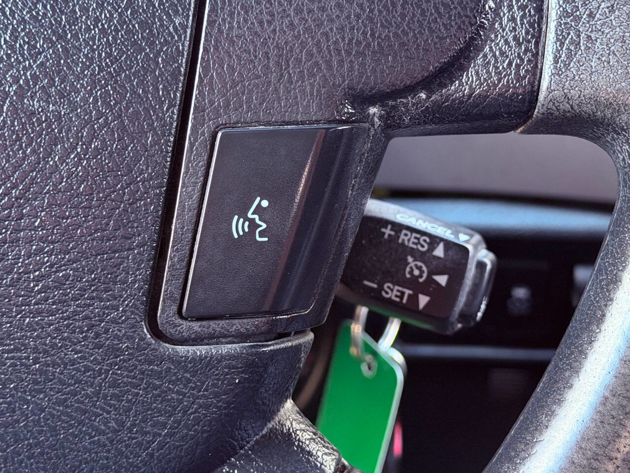 Used 2012 Toyota Tundra 4x4 Double Cab w/ SR5 Pkg image 24