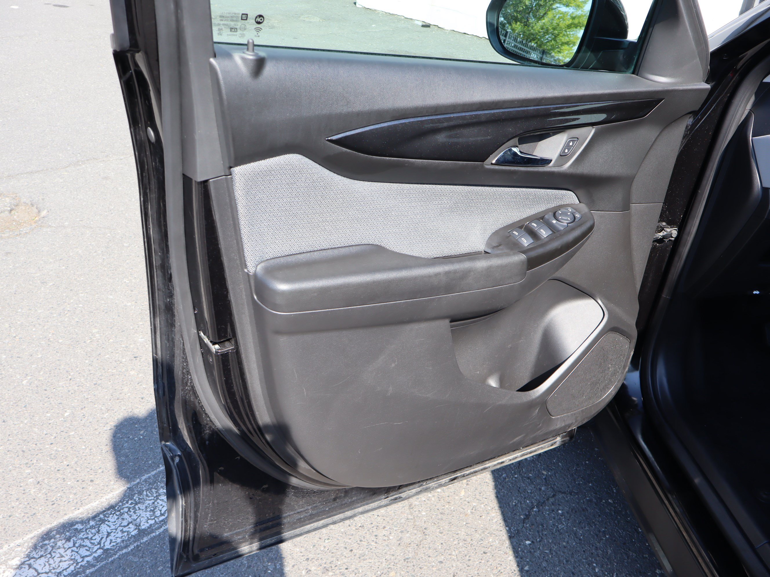 Used 2024 Chevrolet TrailBlazer LT AWD/4WD image 15