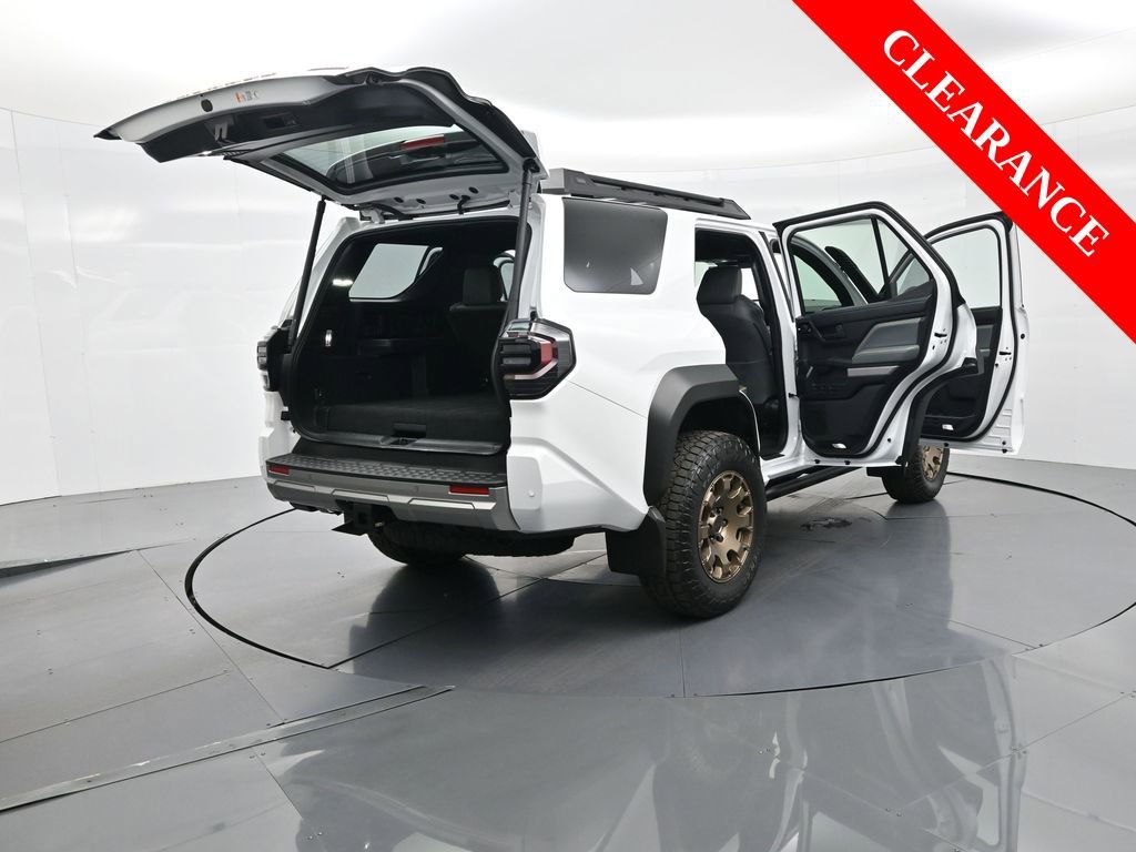Used 2025 Toyota 4Runner 4WD image 46
