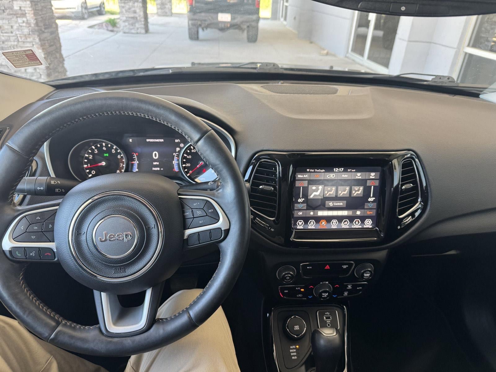 Used 2018 Jeep Compass Limited AWD/4WD image 20