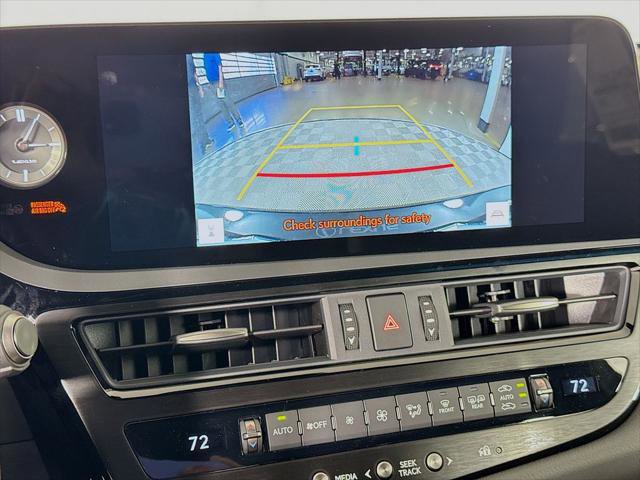 Certified 2025 Lexus ES 350 w/ Premium Package FWD image 13