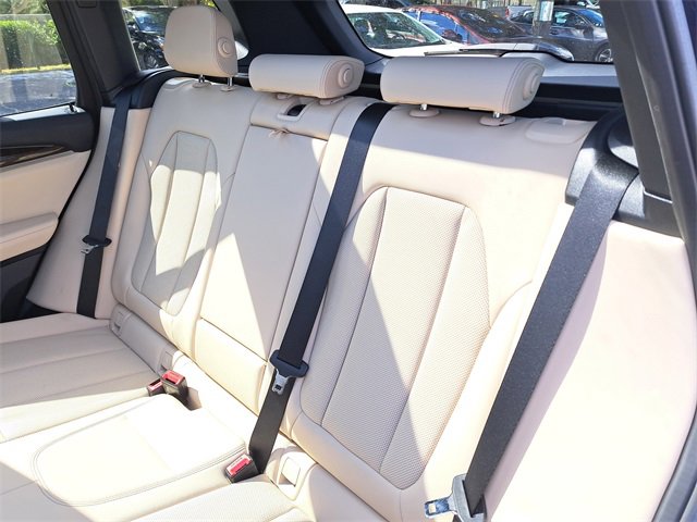 Used 2023 BMW X3 xDrive30i w/ Premium Package image 12