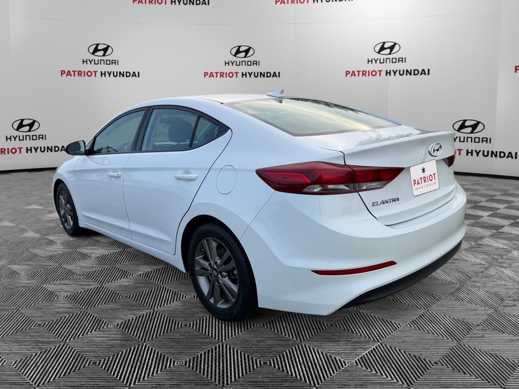 Used 2018 Hyundai Elantra SEL FWD image 5