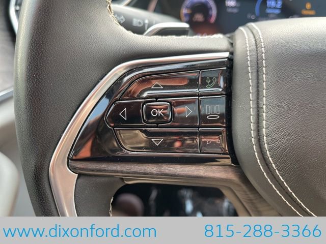 Used 2023 Jeep Grand Cherokee Overland image 16