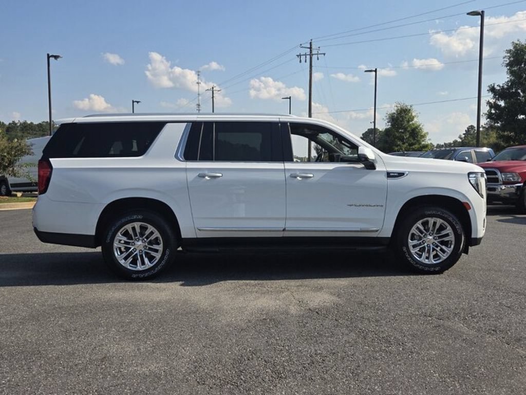 Used 2022 GMC Yukon XL SLT w/ SLT Premium Package RWD image 14