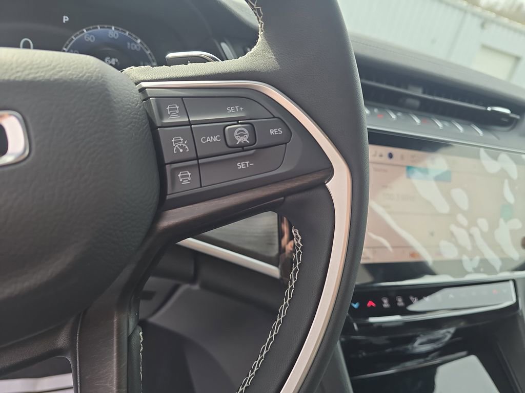 New 2026 Jeep Grand Cherokee Altitude image 15