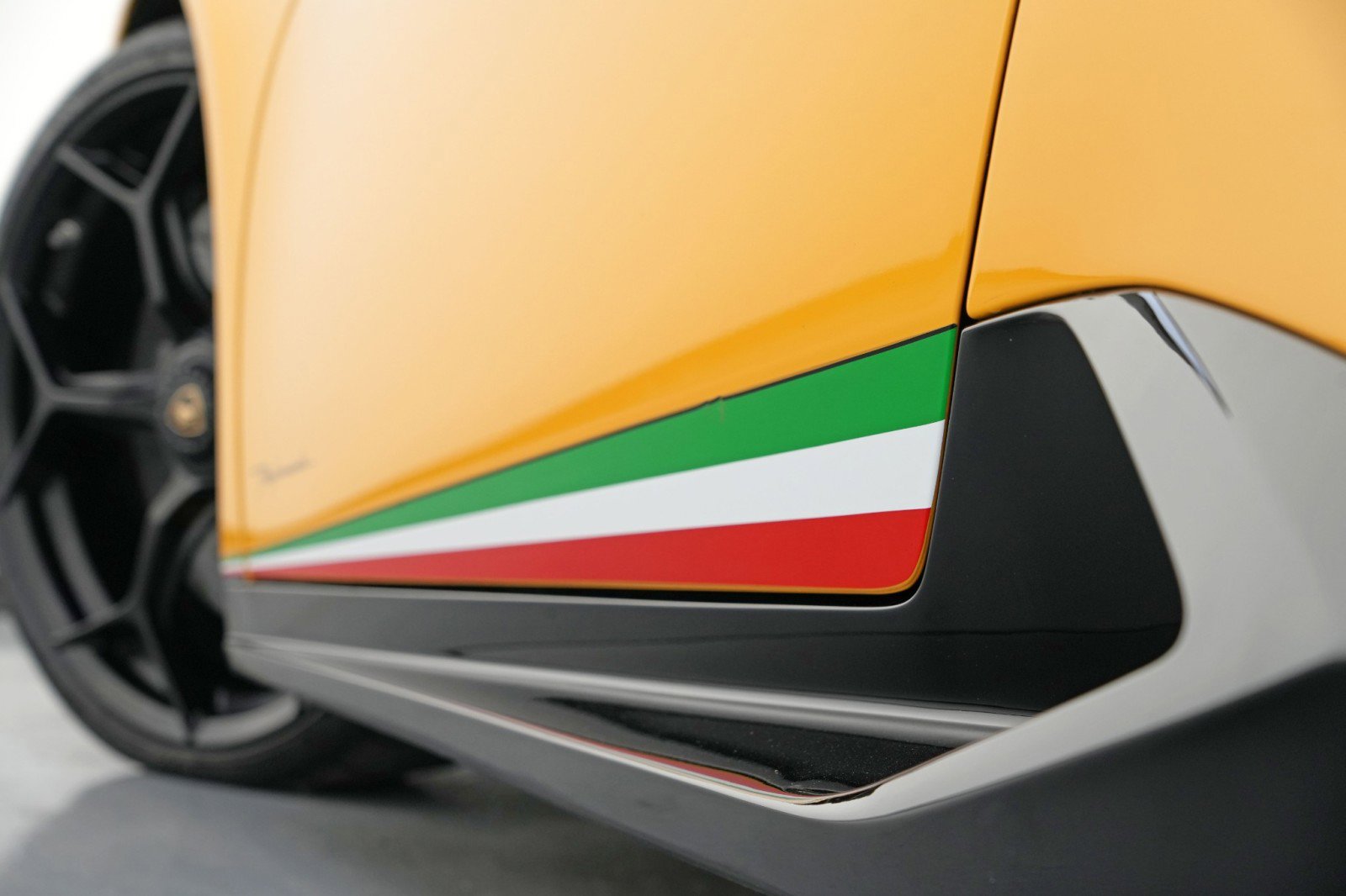 Used 2018 Lamborghini Huracan Performante image 67