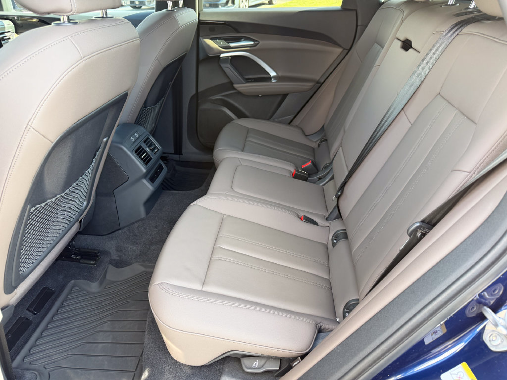 Certified 2025 Audi Q5 Premium w/ Convenience Package AWD/4WD image 22