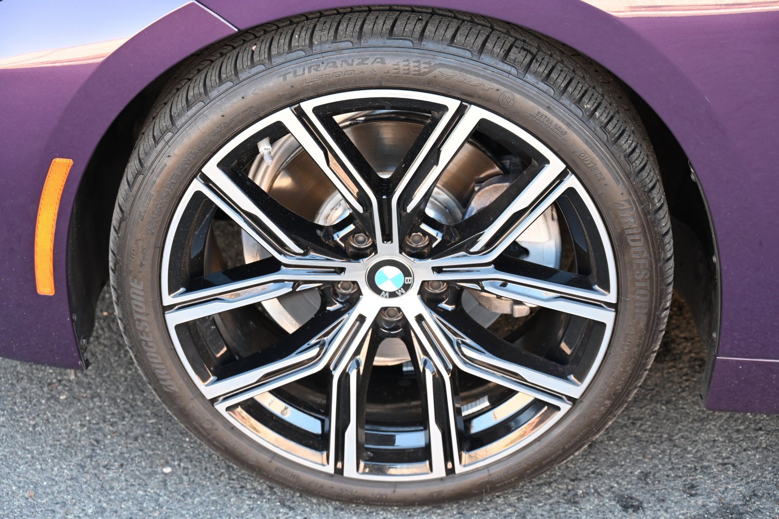 Certified 2023 BMW 230i Coupe w/ Premium Package image 6