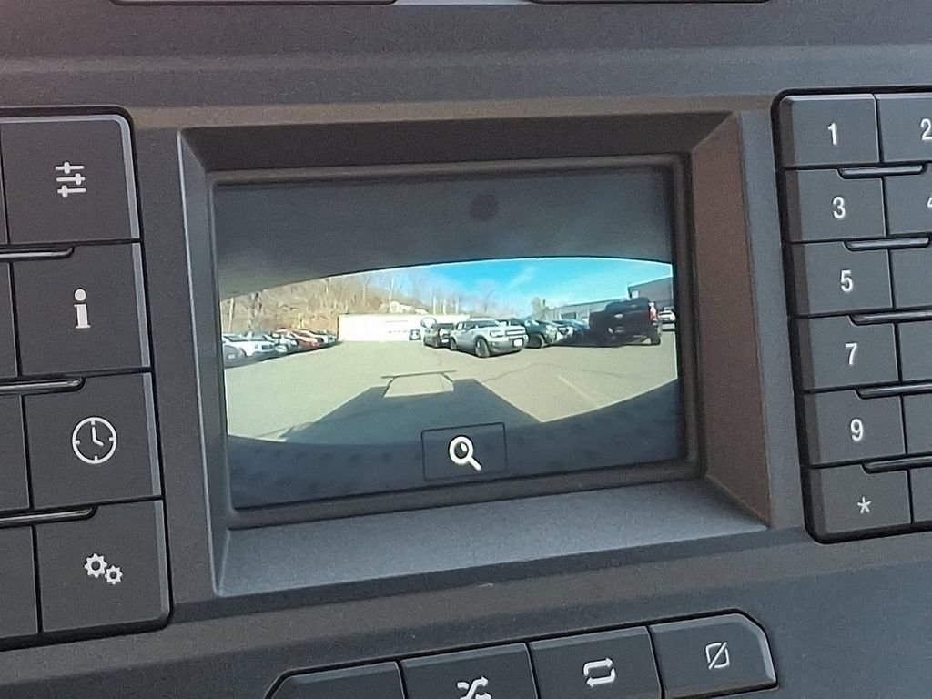 Used 2022 Ford F250 XL w/ Power Equipment Group image 15