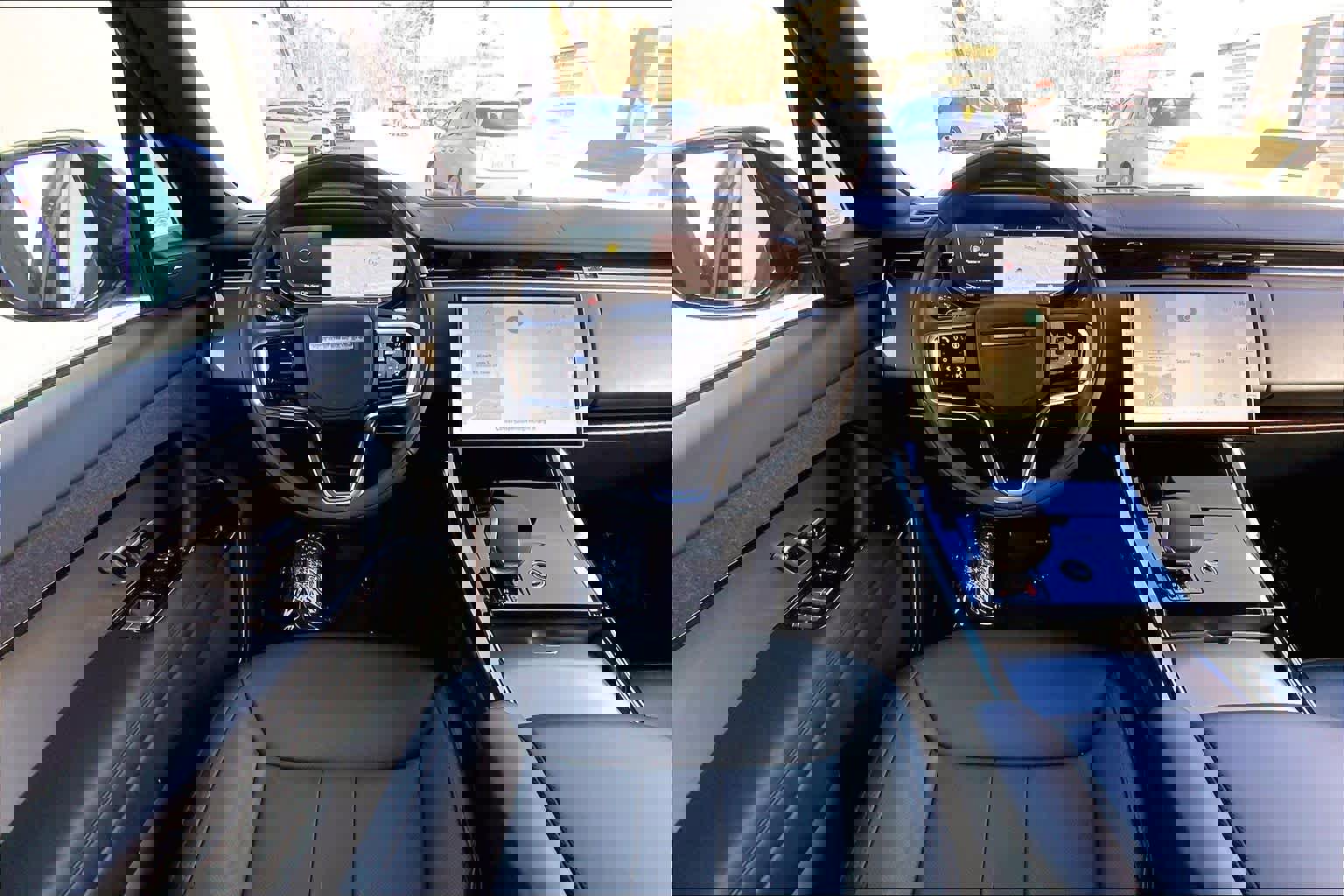 Used 2025 Land Rover Range Rover Sport SE image 6