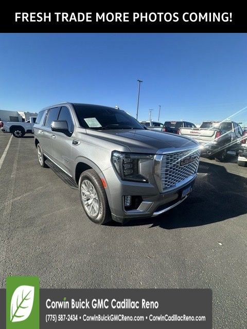 Used 2022 GMC Yukon XL Denali image 2