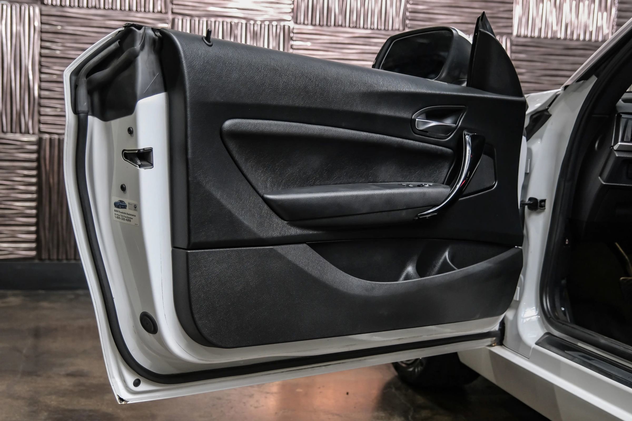 Used 2017 BMW 230i Coupe RWD image 32