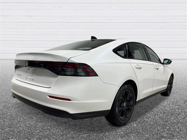 New 2025 Honda Accord SE image 5