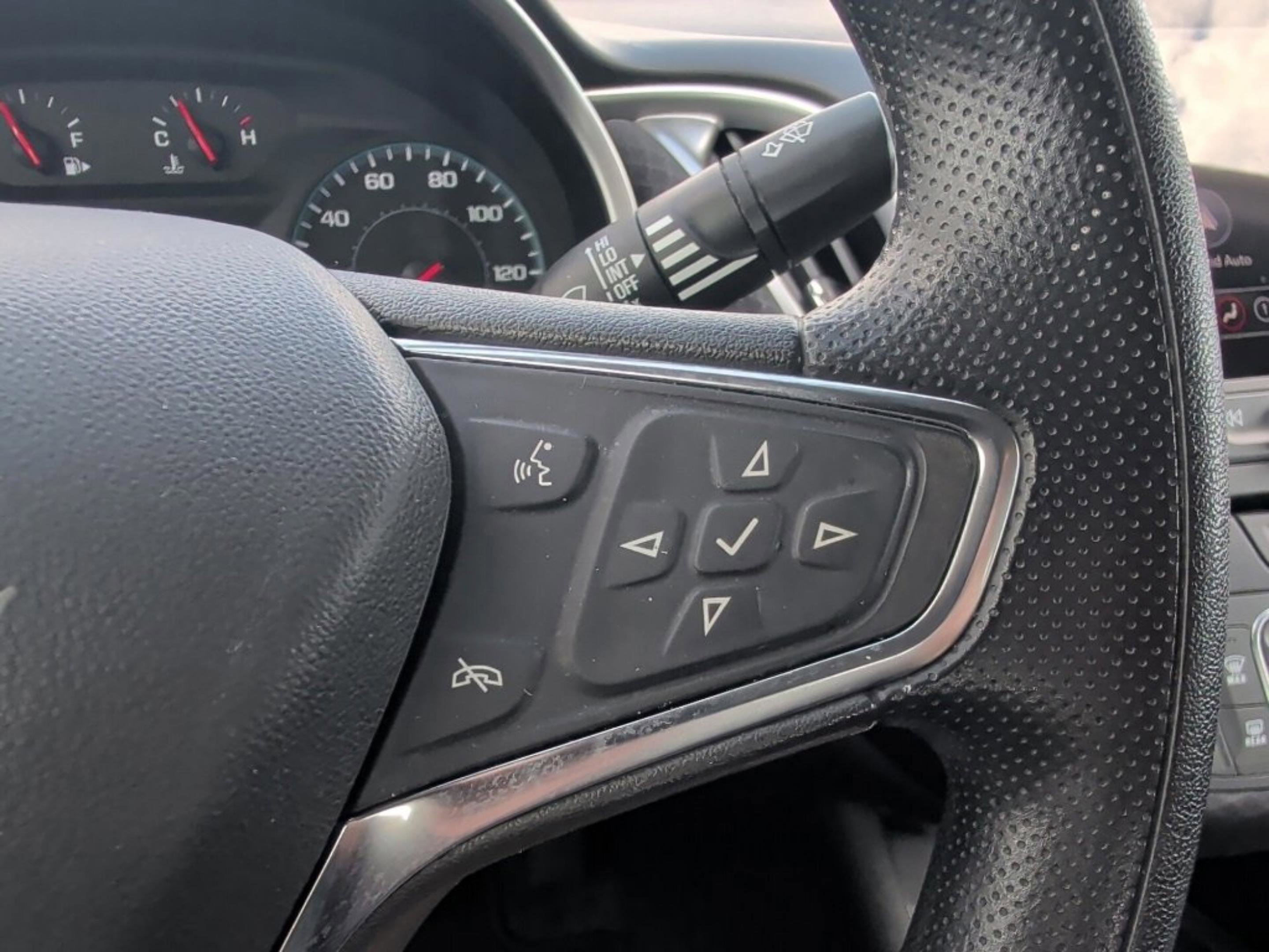 Used 2025 Chevrolet Malibu LT image 8