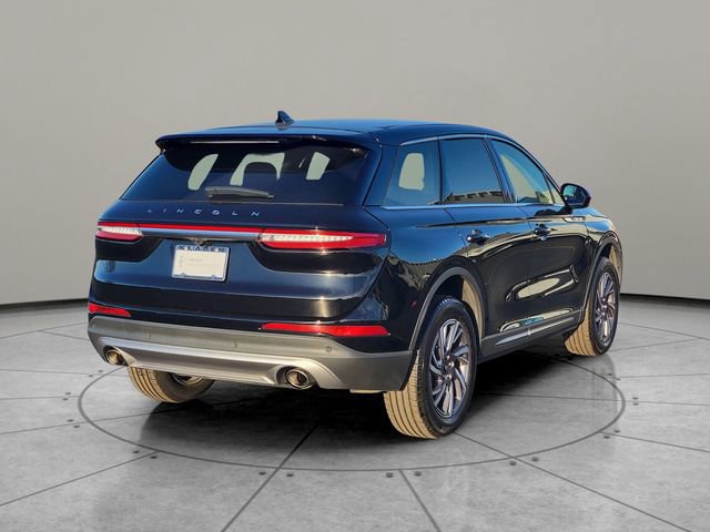 Certified 2024 Lincoln Corsair AWD image 12