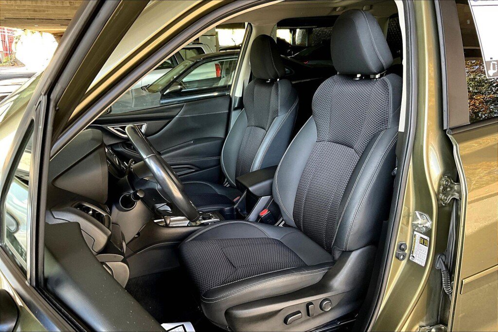 Used 2022 Subaru Forester Premium image 15