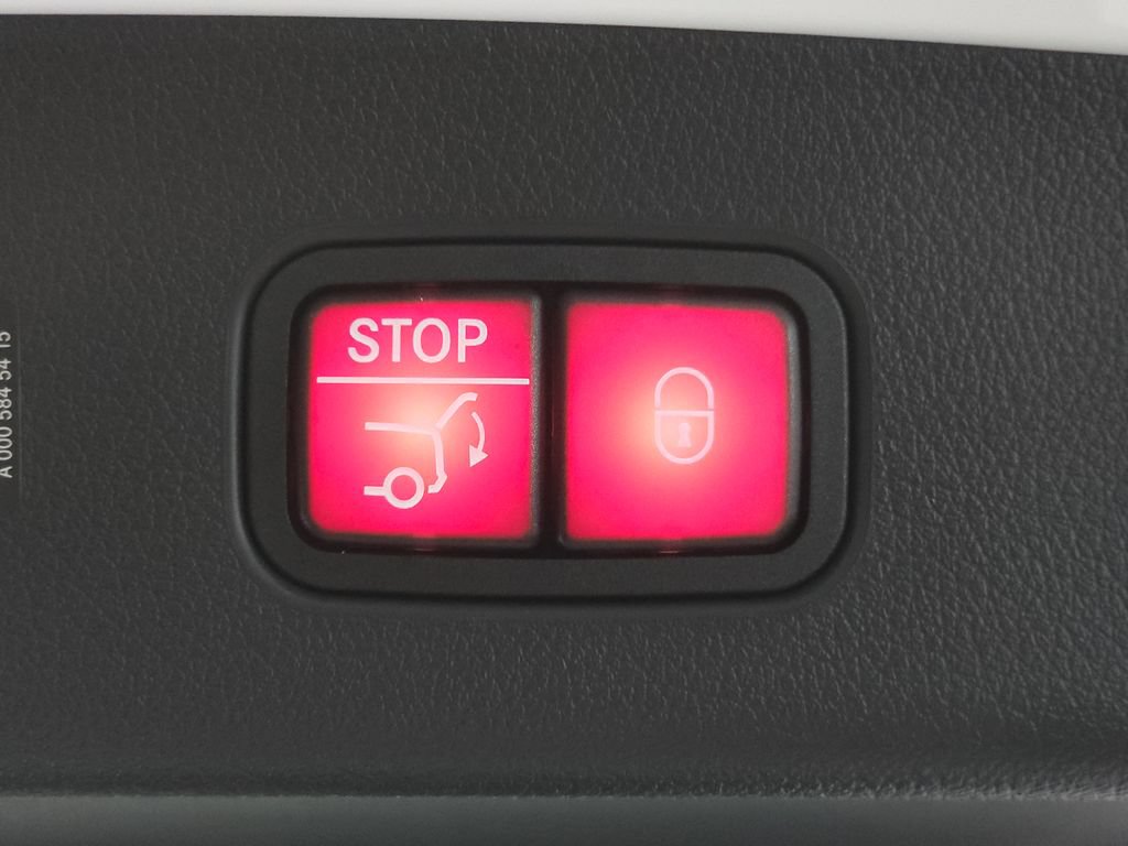 Certified 2026 Mercedes-Benz GLC 300 4MATIC image 28